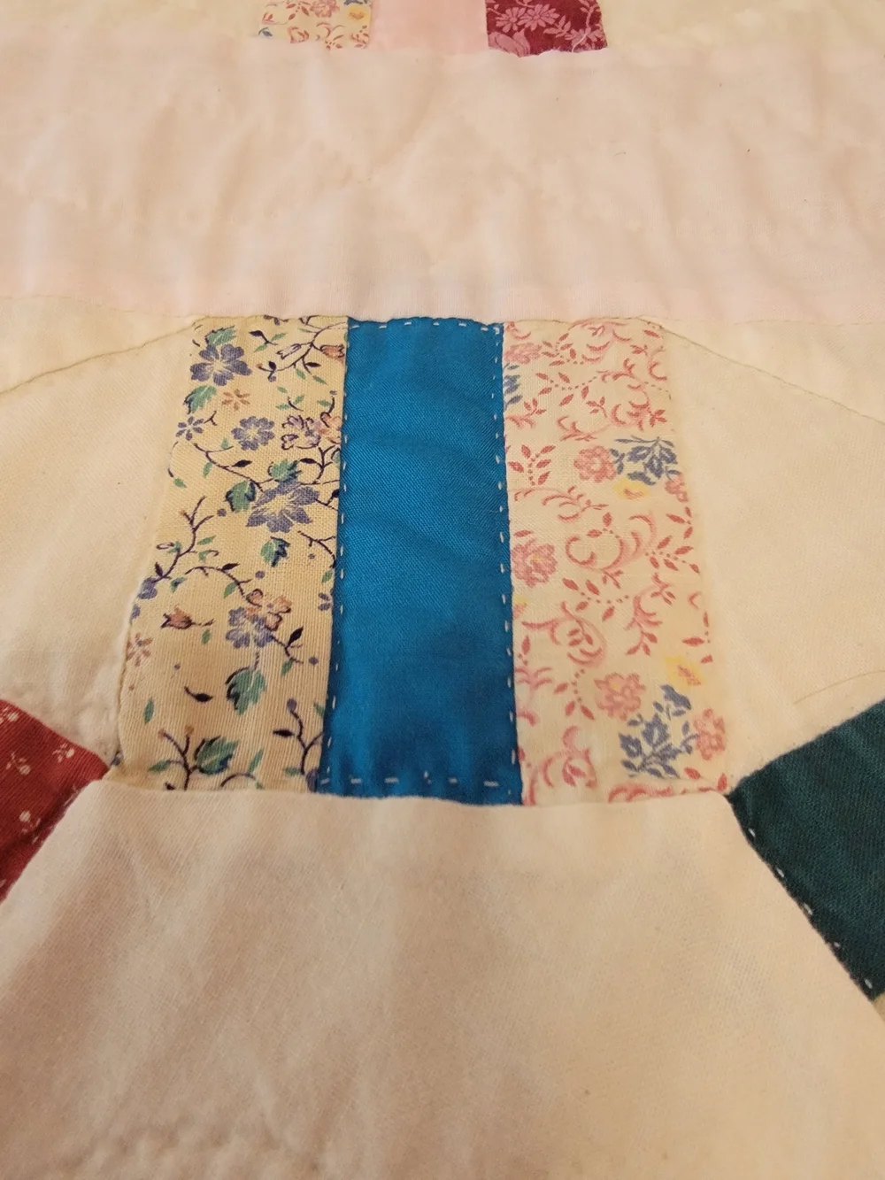 Vintage Patchwork Quilt Hand Quilted 77